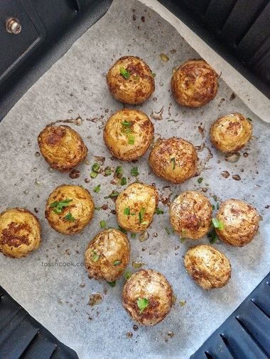 Roasted Air Fryer Baby Potatoes